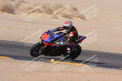 media/Dec-10-2023-SoCal Trackdays (Sun) [[0ce70f5433]]/Turn 9 Inside Set 2 (1115am)/